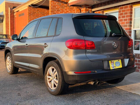 2012 Volkswagen Tiguan LE