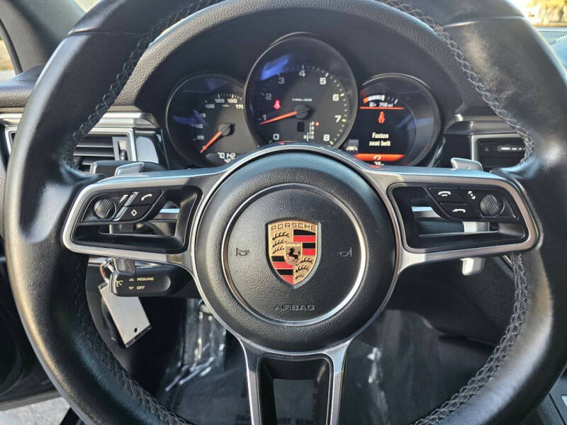 2018 Porsche Macan