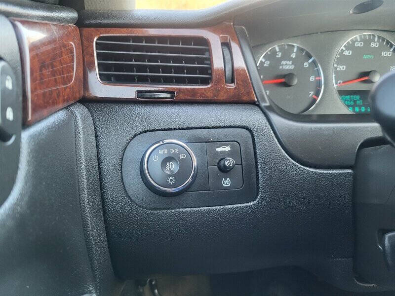 2011 Chevrolet Impala LT