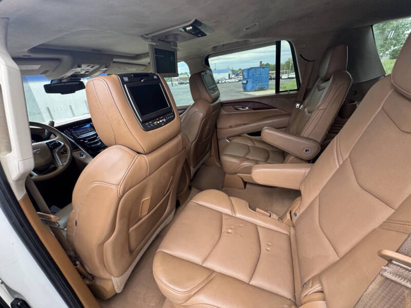 2015 Cadillac Escalade Platinum