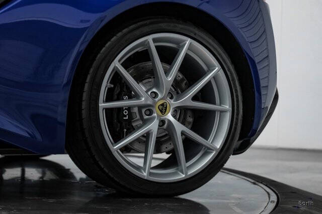 2025 Lotus Emira V6 Base