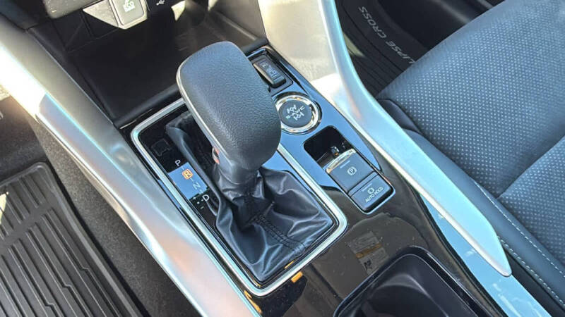 2026 Mitsubishi Eclipse Cross SE