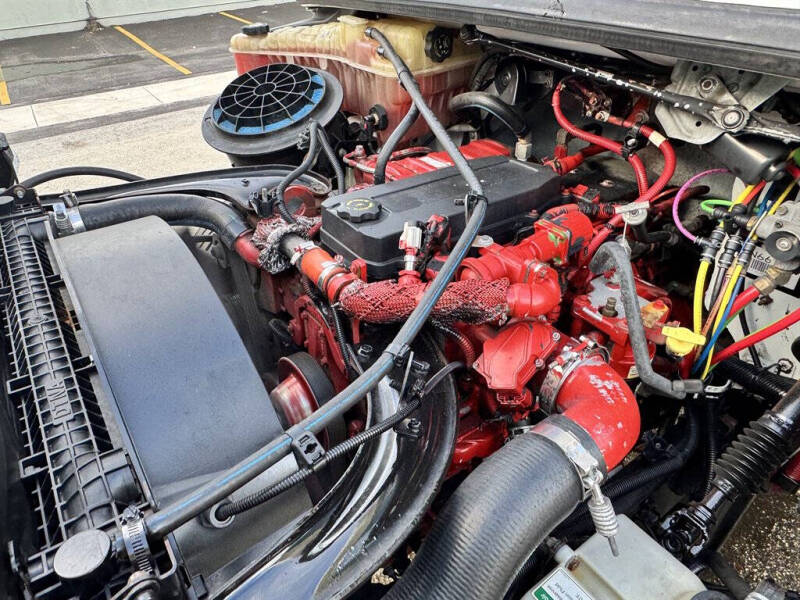 2016 Freightliner M2 106