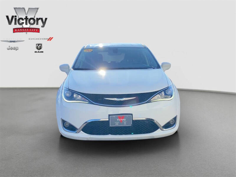 2020 Chrysler Pacifica Hybrid Touring