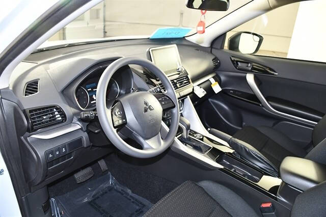 2026 Mitsubishi Eclipse Cross LE