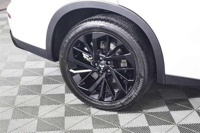 2022 Mitsubishi Outlander Black Edition