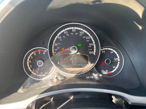 2013 Volkswagen Beetle