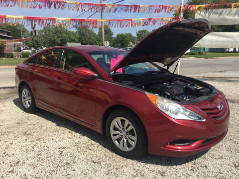 2012 Hyundai Sonata for sale at Antique Motors in Plymouth IN