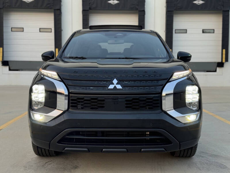 2022 Mitsubishi Outlander Black Edition