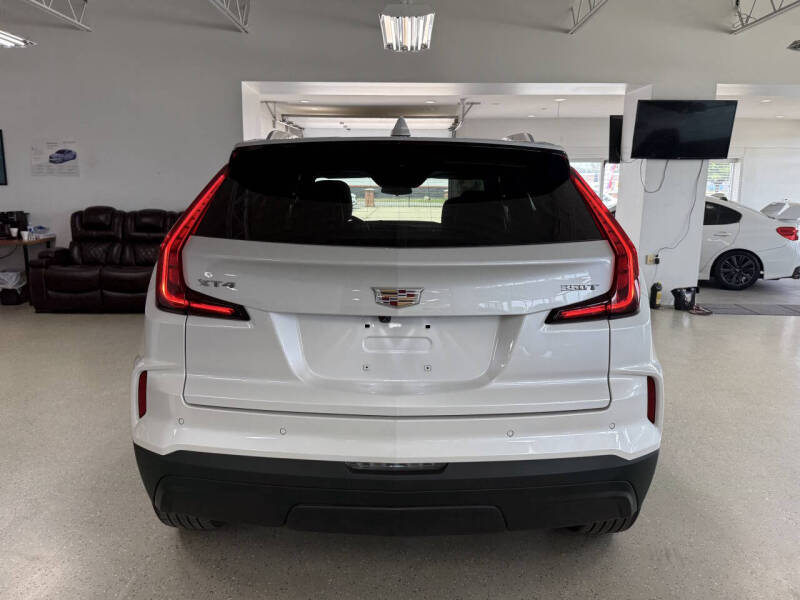 2024 Cadillac XT4 Luxury