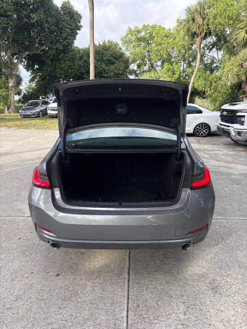 2024 BMW 3 Series 330i