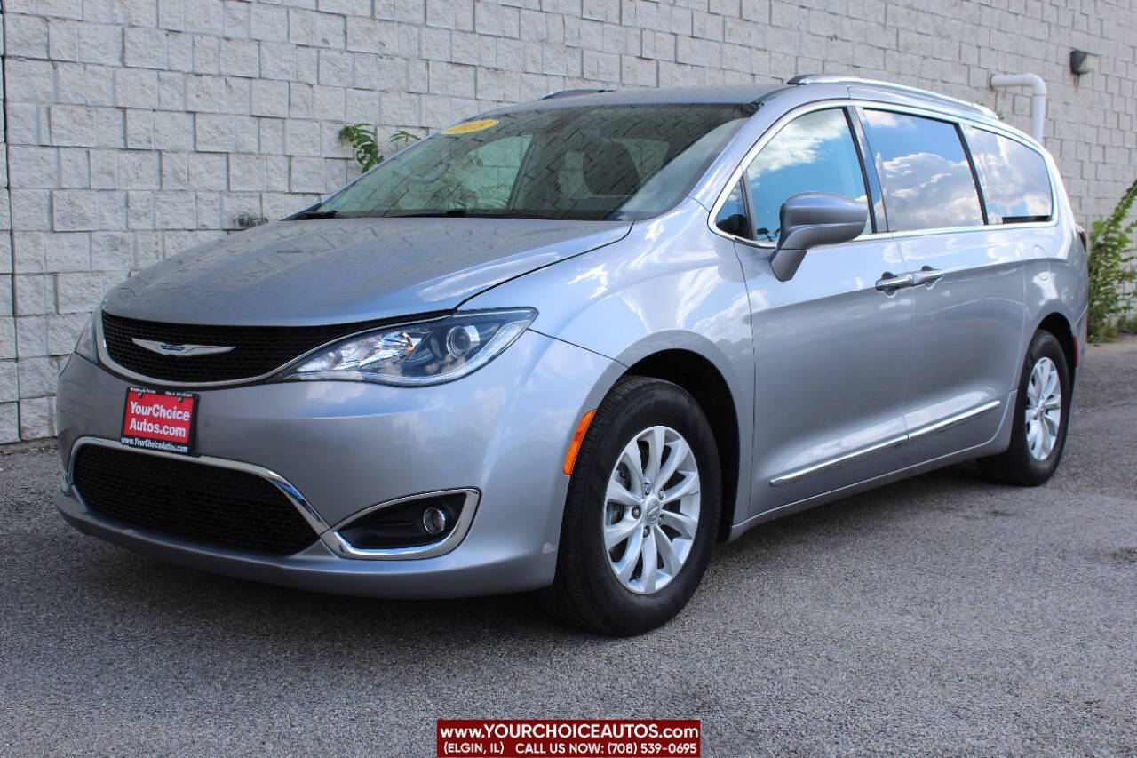 2018 Chrysler Pacifica Touring L Plus 4dr Mini Van's photo