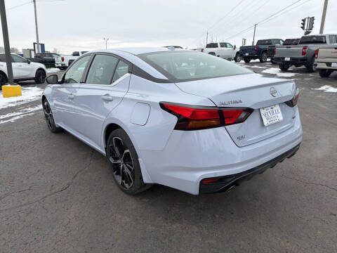 2024 Nissan Altima 2.5 SR