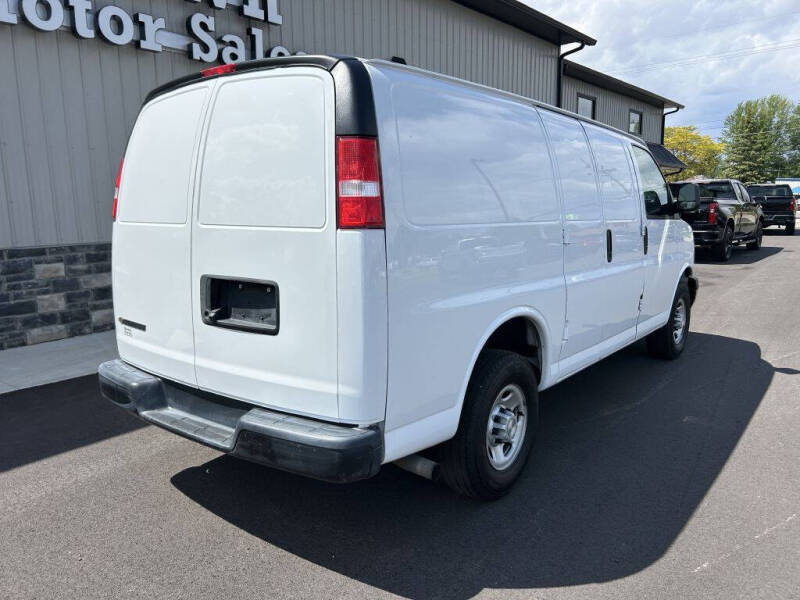 2021 Chevrolet Express 2500
