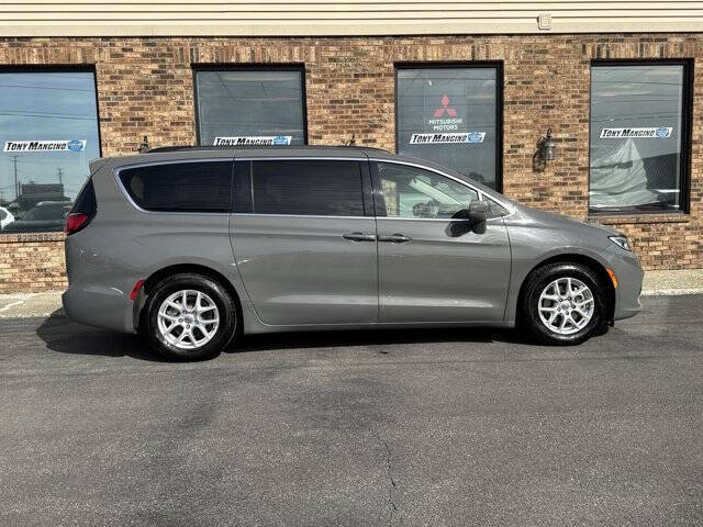 2022 Chrysler Pacifica Touring L