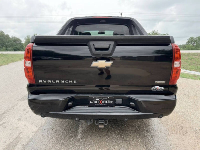 2011 Chevrolet Avalanche LT