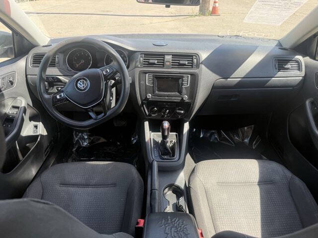 2016 Volkswagen Jetta
