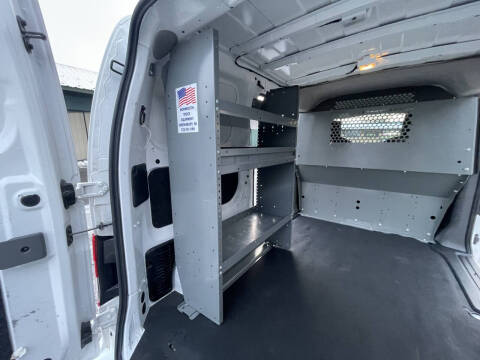 2021 Nissan NV200 SV