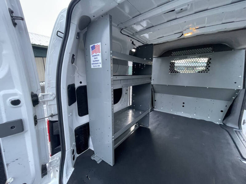 2021 Nissan NV200 SV