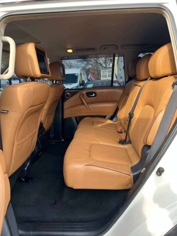 2017 Nissan Armada Platinum