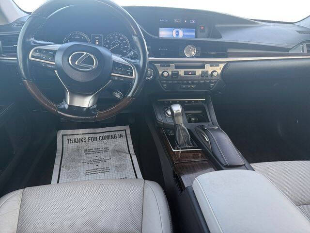 2016 Lexus ES 350