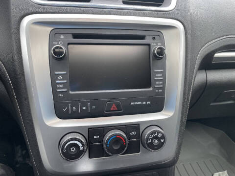 2015 GMC Acadia SLE-2