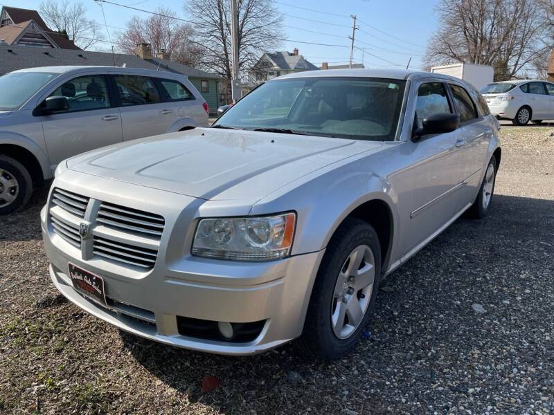 2008 Dodge Magnum for sale at BROTHERS AUTO SALES in Hampton IA