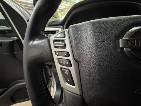 2017 Nissan Titan XD SL