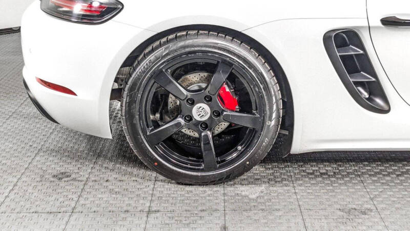 2018 Porsche 718 Cayman