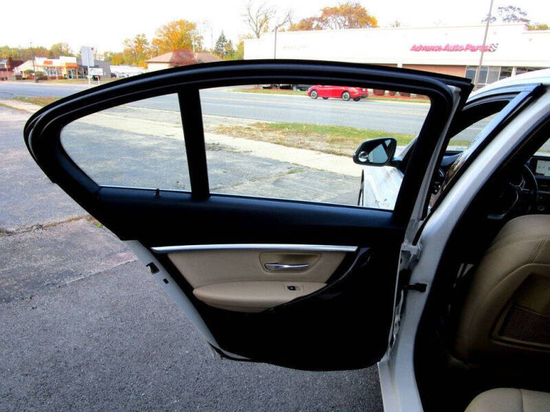 2017 BMW 3 Series 330i xDrive