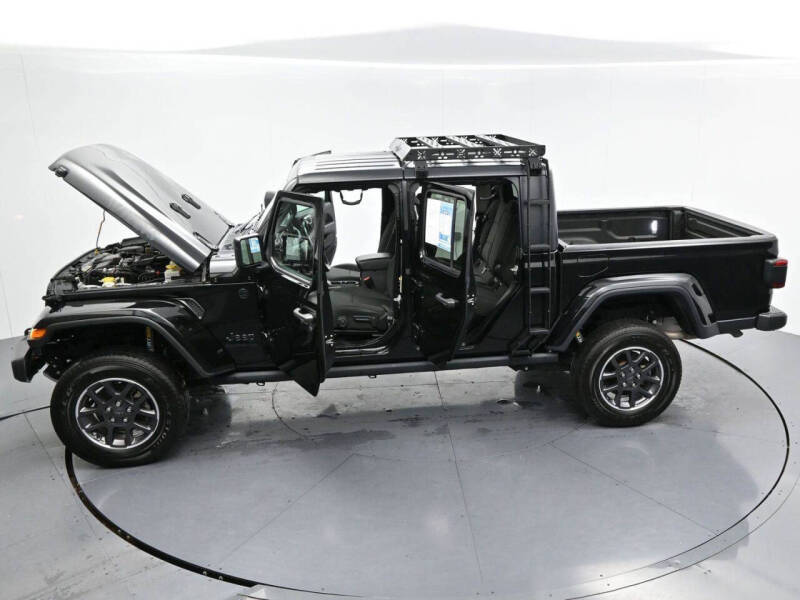 2021 Jeep Gladiator Willys