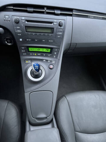 2010 Toyota Prius II