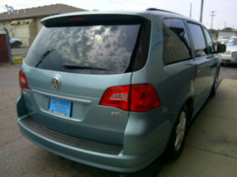 2009 Volkswagen Routan SEL