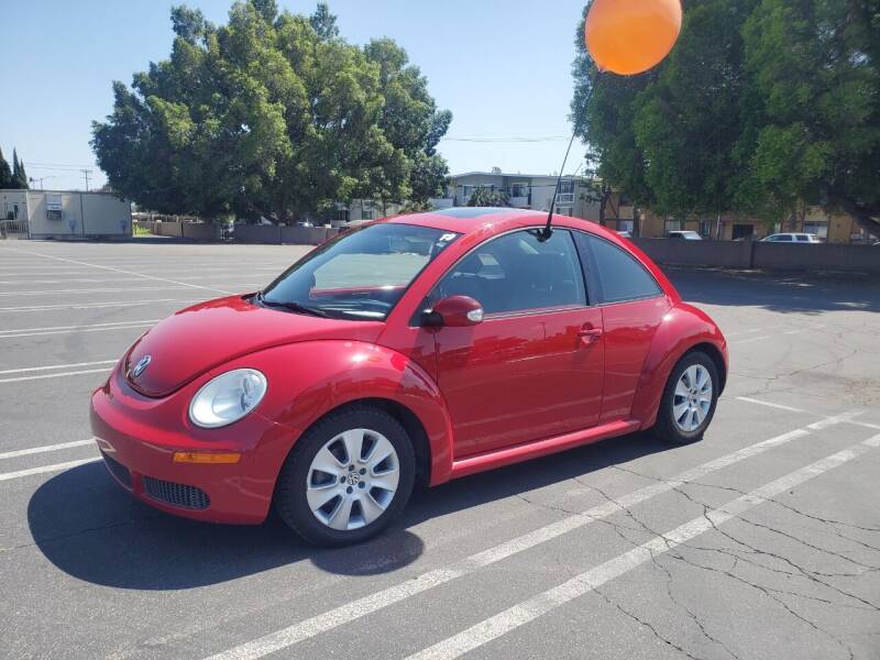 2010 Volkswagen New Beetle for sale at UNITED AUTO MART CA in Arleta CA