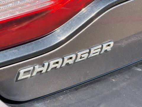 2013 Dodge Charger SE