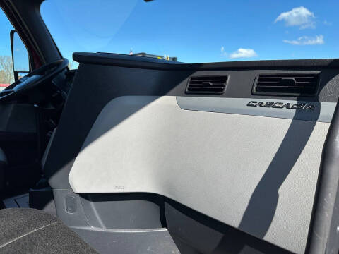 2019 Freightliner Cascadia