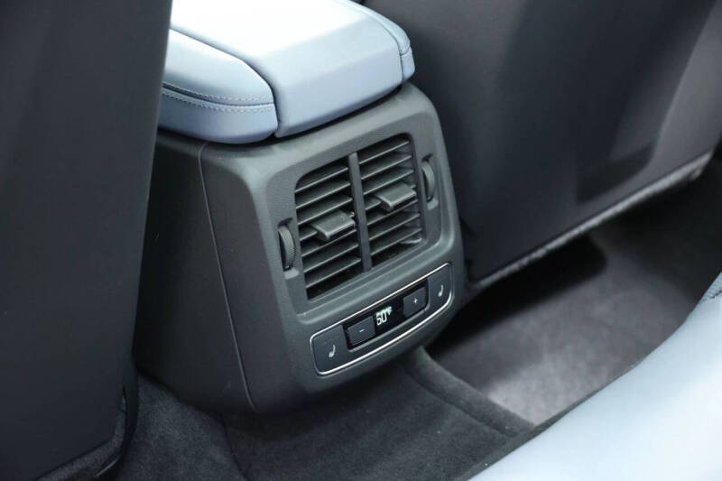 2024 Audi e-tron GT quattro Premium Plus