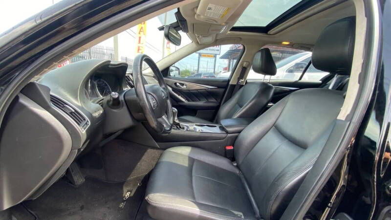 2017 Infiniti Q50 3.0T Signature Edition