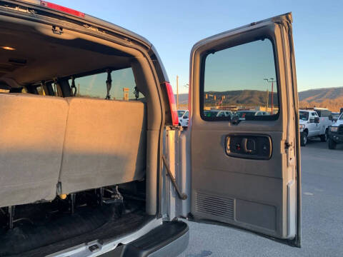 2016 Chevrolet Express LS 3500