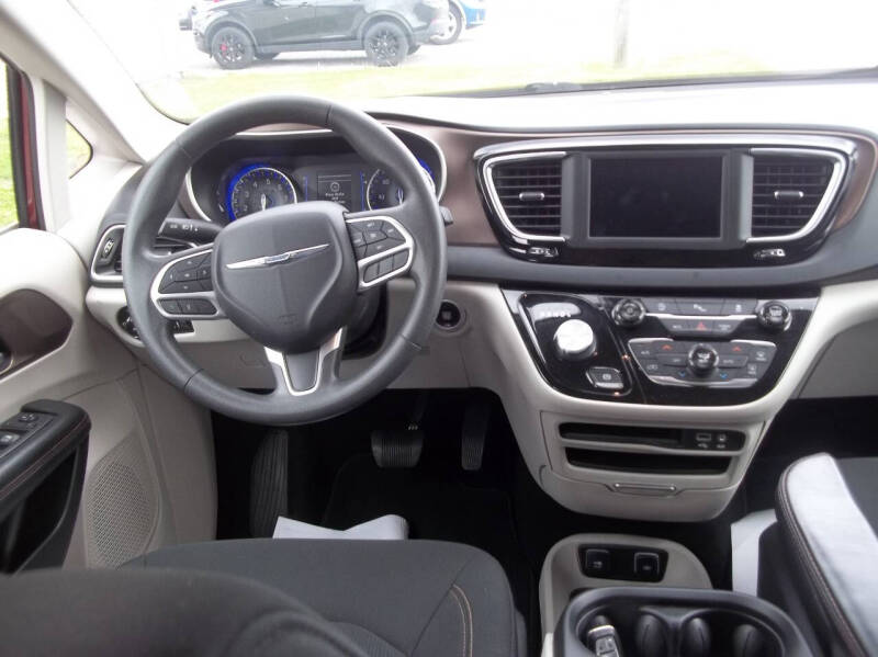 2018 Chrysler Pacifica Touring Plus