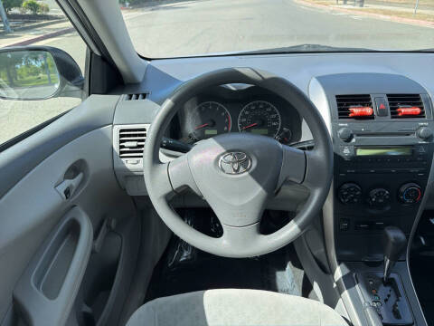 2009 Toyota Corolla LE