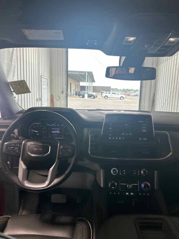 2021 GMC Yukon XL SLT