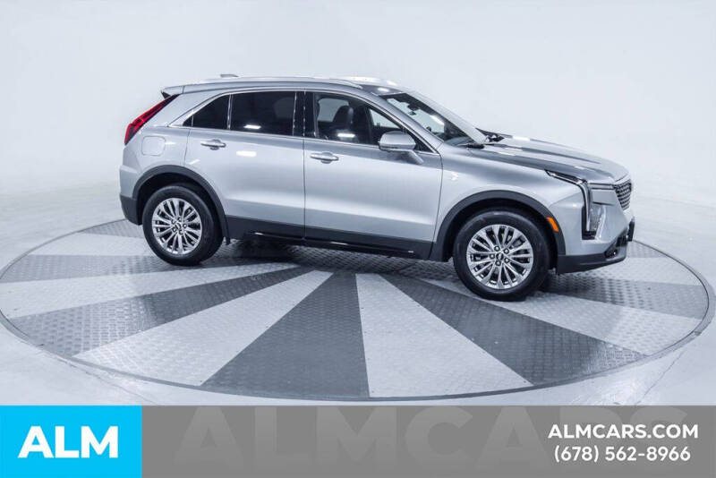 2025 Cadillac XT4 Premium Luxury