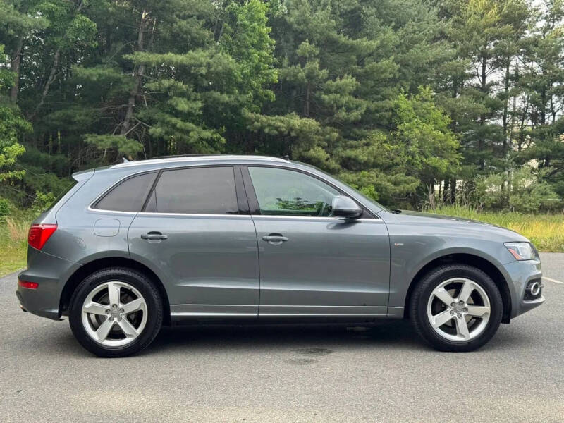 2012 Audi Q5 3.2 quattro Premium Plus