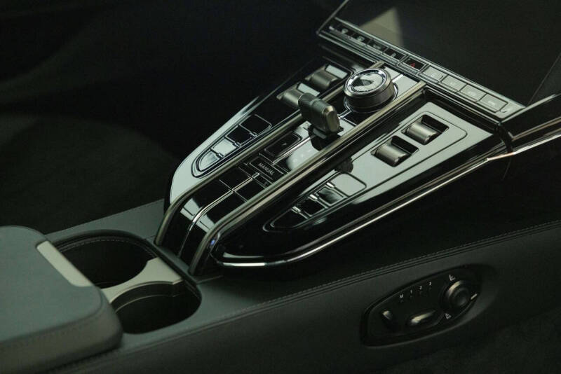 2026 Aston Martin Vantage