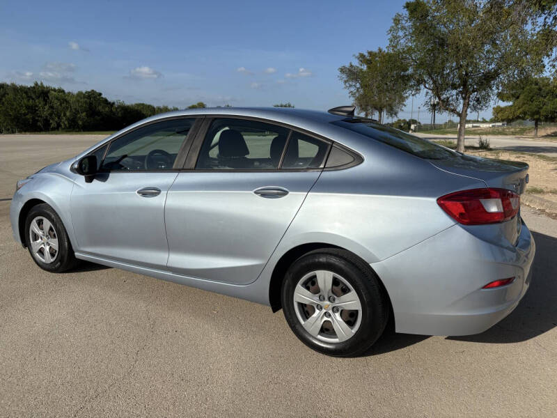 2017 Chevrolet Cruze LS Auto