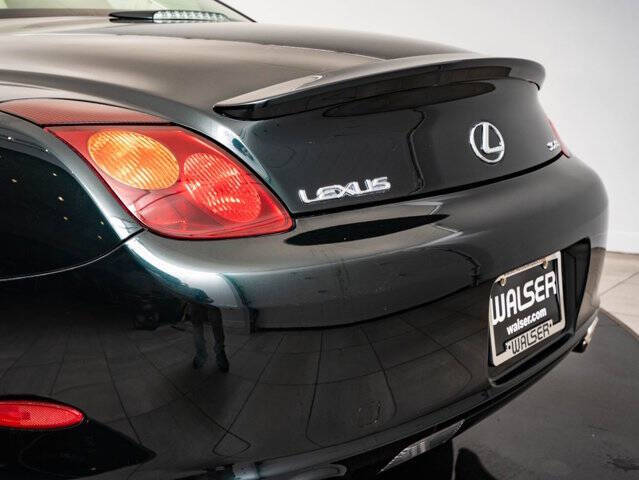 2004 Lexus SC 430
