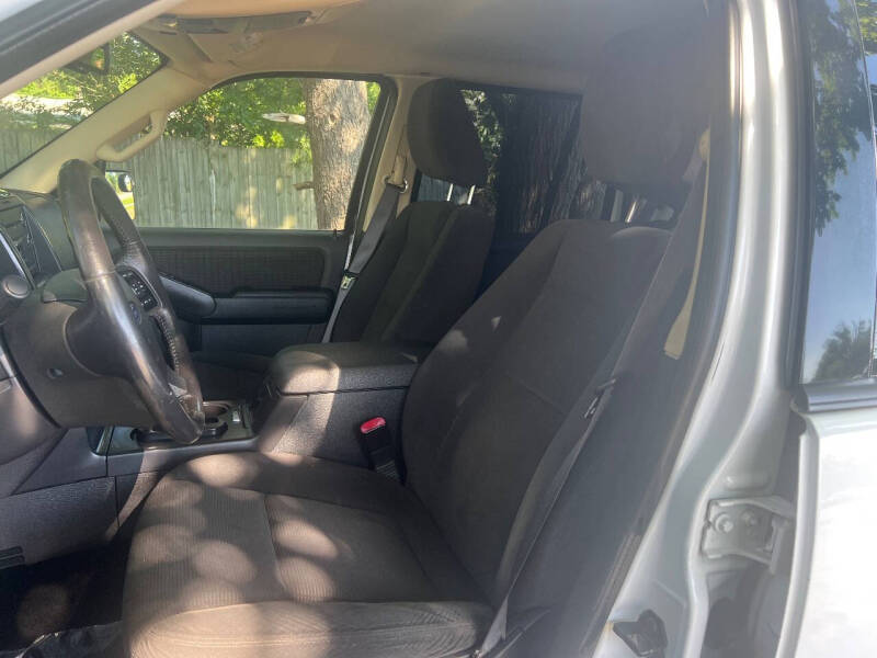 2010 Ford Explorer XLT
