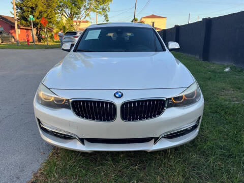 2017 BMW 3 Series 330i xDrive Gran Turismo