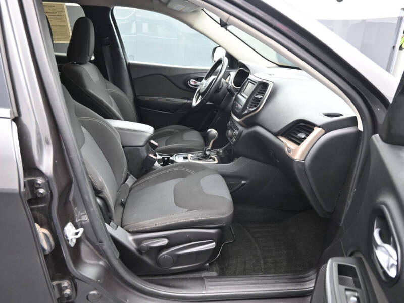 2016 Jeep Cherokee